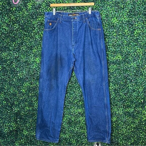 Men’s Wrangler Flame Resistant Blue Denim Jeans Sz 38x32 - Picture 1 of 5